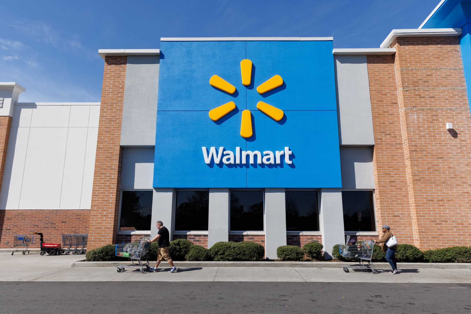 Walmart Stock Surges 7% on Q1 Beat & Raised Outlook